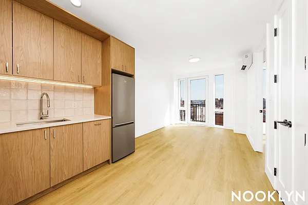 Rented by Nooklyn NYC LLC | media 25