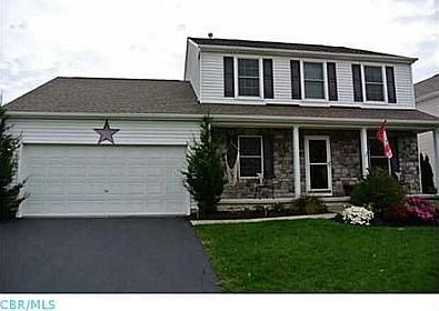 1st image of 135 Glen Crossing Dr