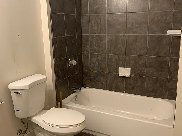 3952 Woolslayer Way — Photo 6