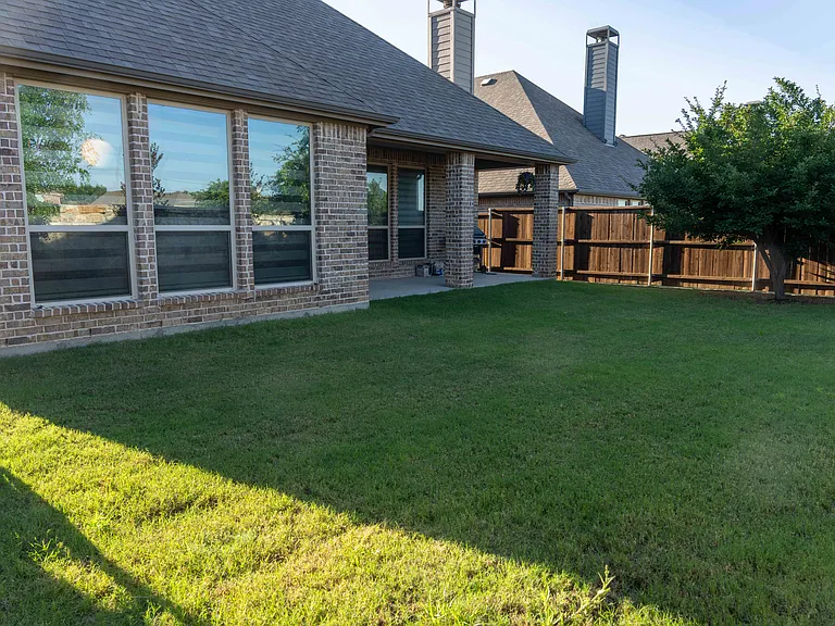 4449 Tall Knight Ln — Photo 40
