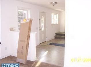 37 Meadow Rd, New Castle, DE 19720