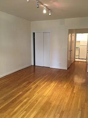 Rented by Sky Management | media 22