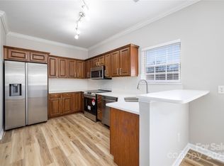 136 Ridge Bluff Rd, Mooresville, NC 28115