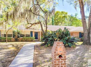 205 Hampshire Rd, Savannah, GA 31410