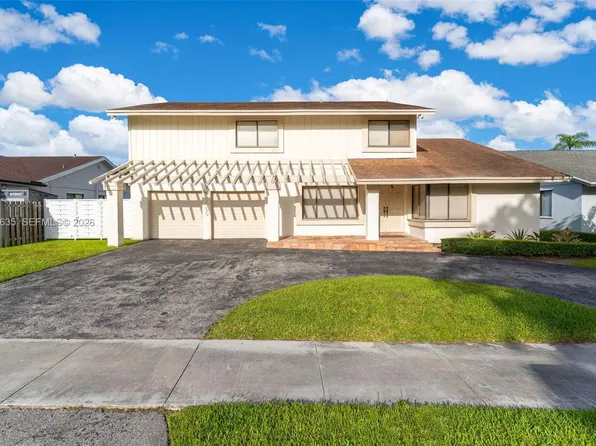 11055 SW 129th Ct, Miami, FL 33186