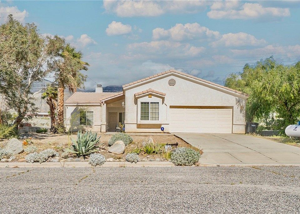 1st image of 55432 Calico Ave