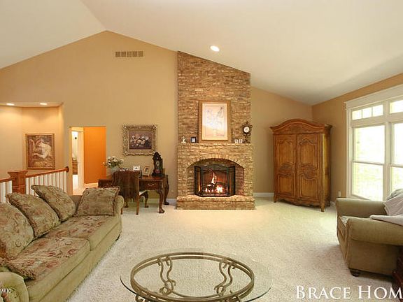 5th image of 7235 Blakely Dr NE