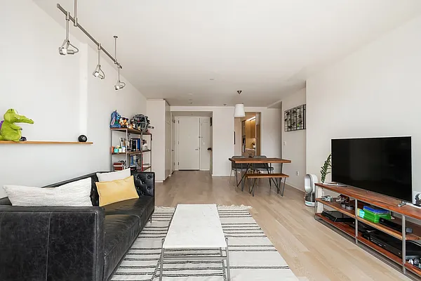 Rented by Brown Harris Stevens | media 17