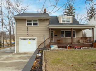 15 J F Kennedy Dr, Milltown, NJ 08850