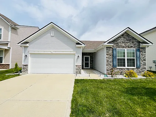 2566 Creek Bank Dr Photo 1