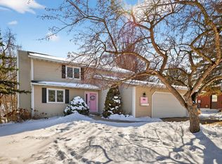 418 Meadow Run Dr SW, Rochester, MN 55902