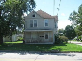 1715 Division St, Burlington, IA 52601
