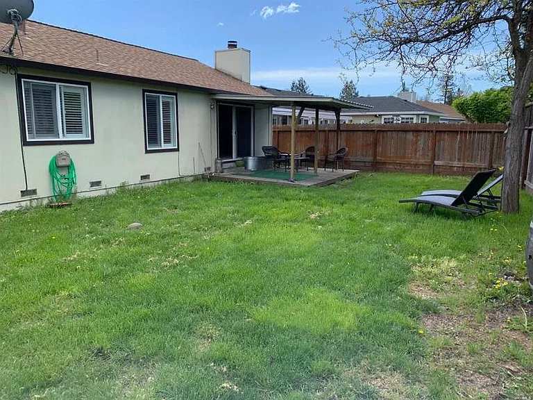 954 Emily Ave — Photo 23