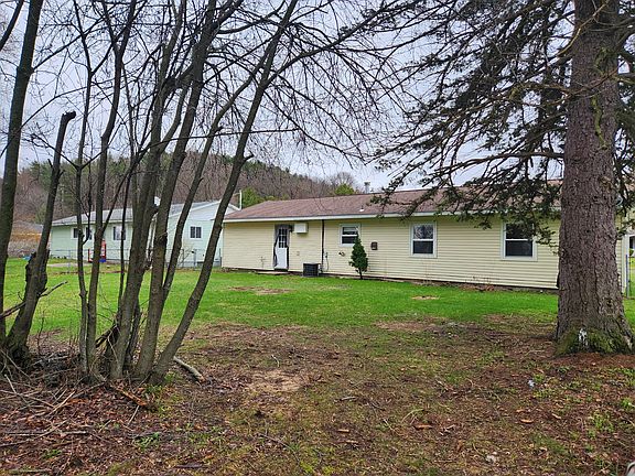 2nd image of 118 Barclay Rd