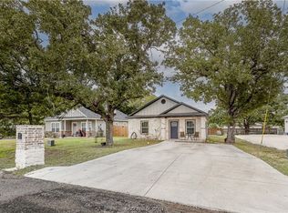 1404 Louis St, Bryan, TX 77803
