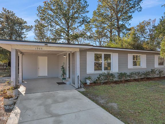 4th image of 1985 BROOKVIEW Drive S