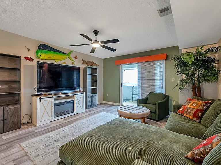 5567 Sea Forest Dr #320 — Photo 19