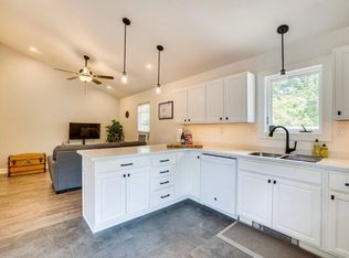 37 Pinecrest Dr Unit A, Essex Junction, VT 05452