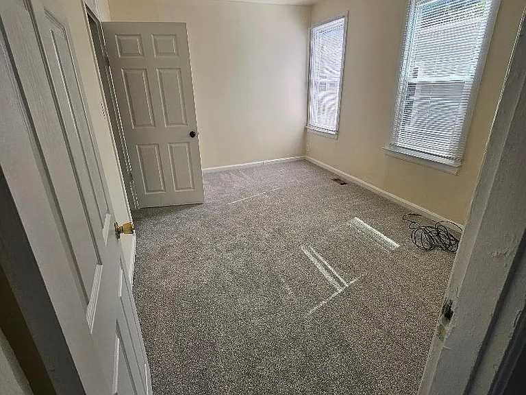 1635 U St SE — Photo 20