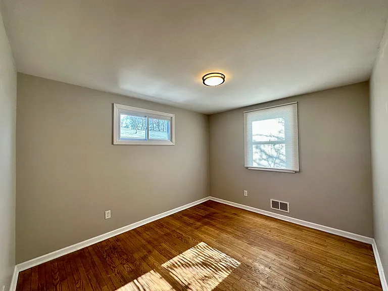 805 N Woodward Dr — Photo 14