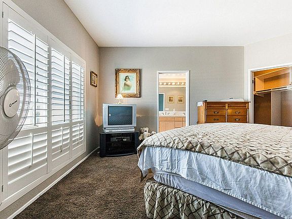 4th image of 1362 Seacoast Dr Unit D