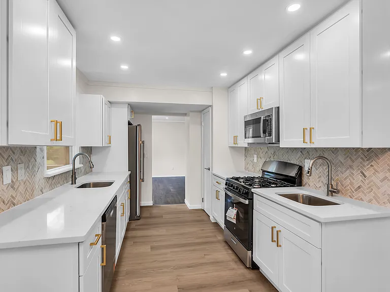 321 Marc Dr — Photo 15