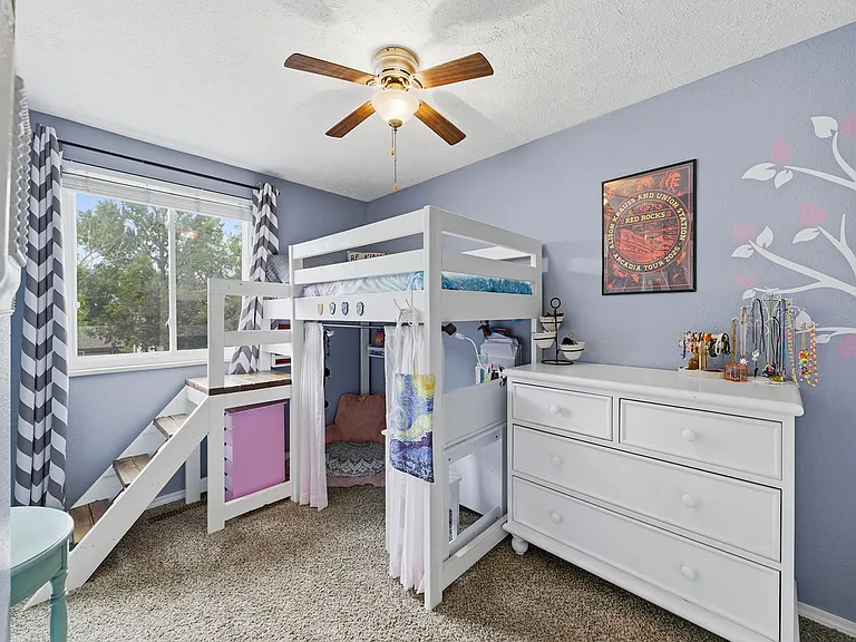 3130 Cockney St — Photo 16