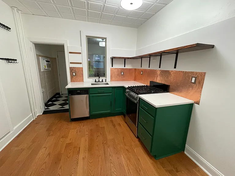 1633 S Carlisle St — Photo 1
