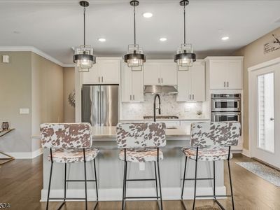 2 Vanderbilt Blvd #102, Florham Park, NJ, 07932