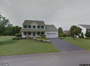 10 New Holland Dr, Cohoes, NY 12047