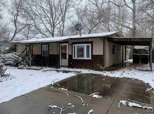 337 SE Winfield Ave, Topeka, KS 66607