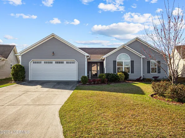 415 Amaryllis Lane, Holly Ridge, NC 28445