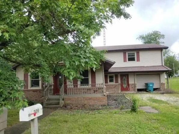 210 S East St, Oakland City, IN 47660