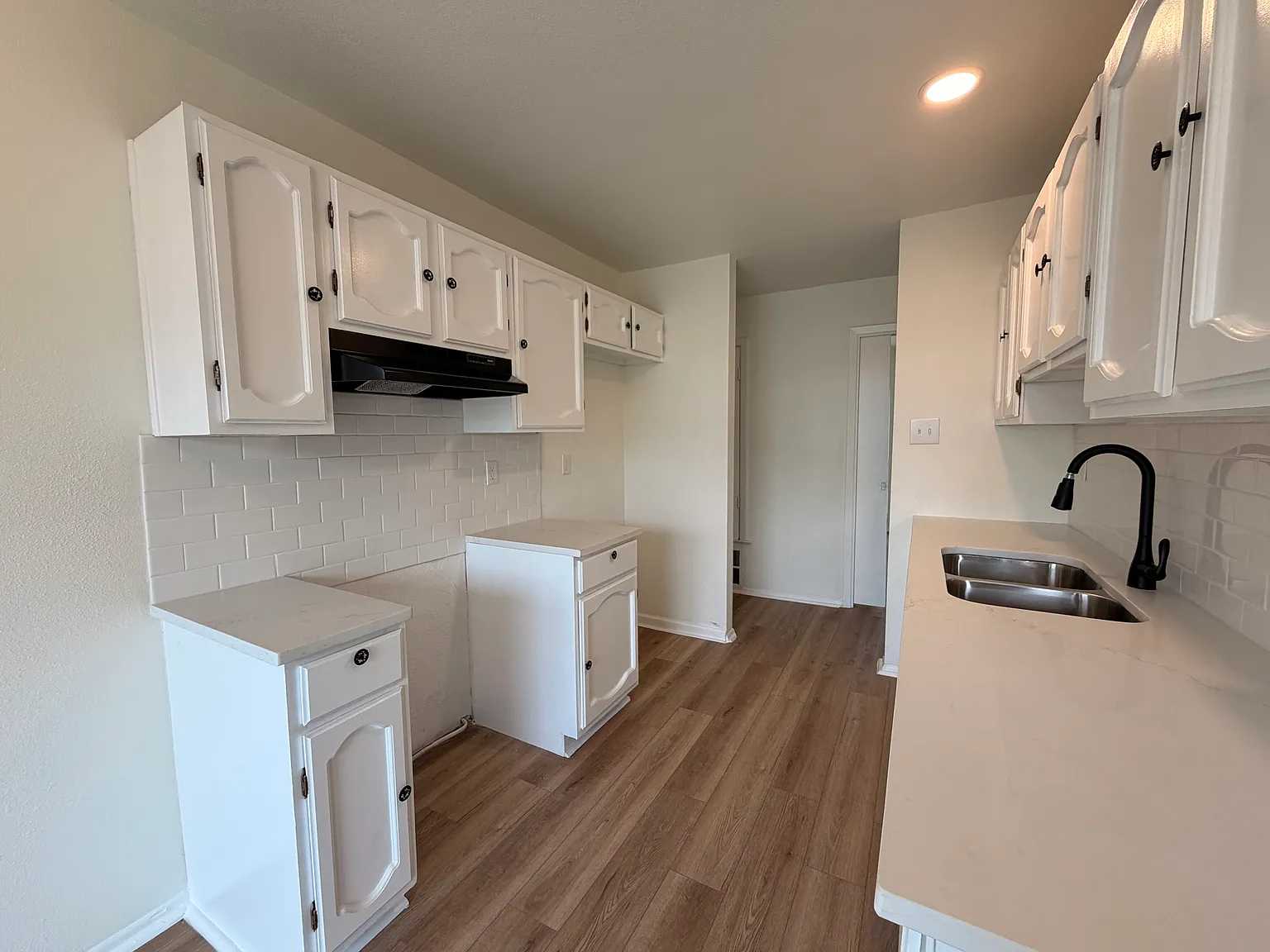 3 bed, 1360 sqft, $1,695 — Photo 3
