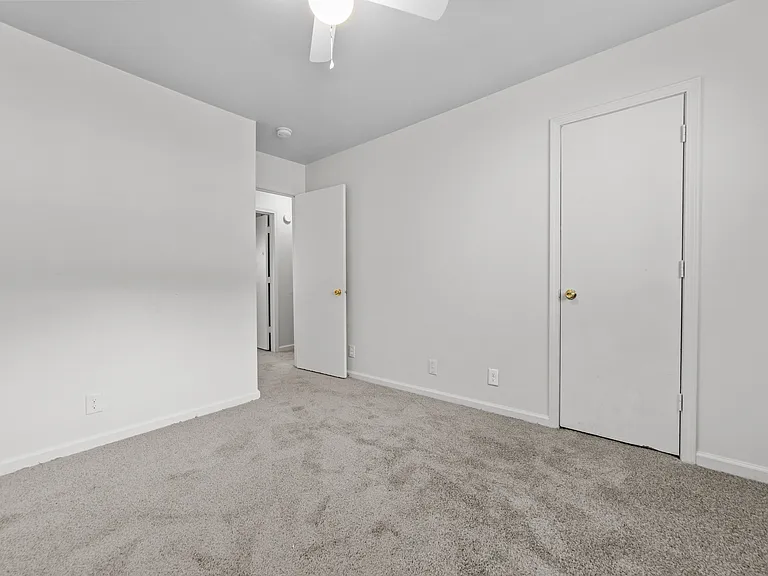 2 Bed, 1 Bath Townhome