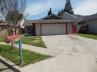 2032 N Garden Ave, Fresno, CA