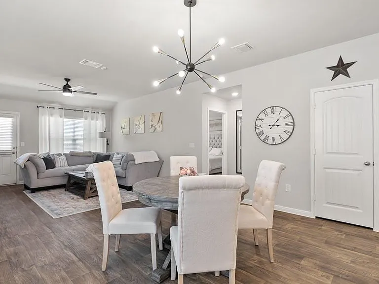 14013 Heywood Dr — Photo 19