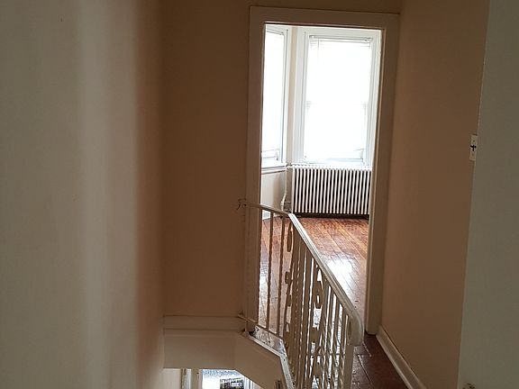 3rd image of 2233 E Ann St