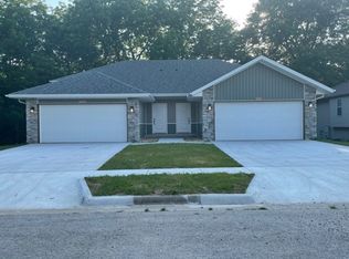 2007 S Farm Road 123, Springfield, MO 65807