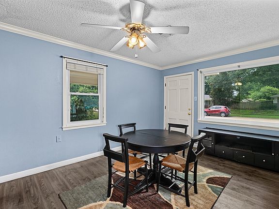 5th image of 1702 Cline St
