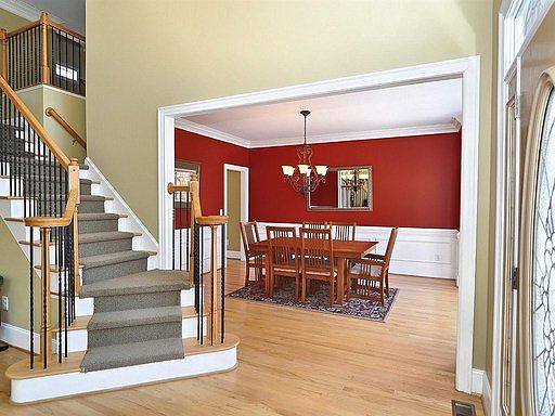 3rd image of 14900 Majestic Oak Dr