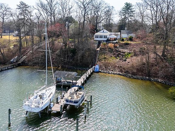 3rd image of 7720 W Shore Rd