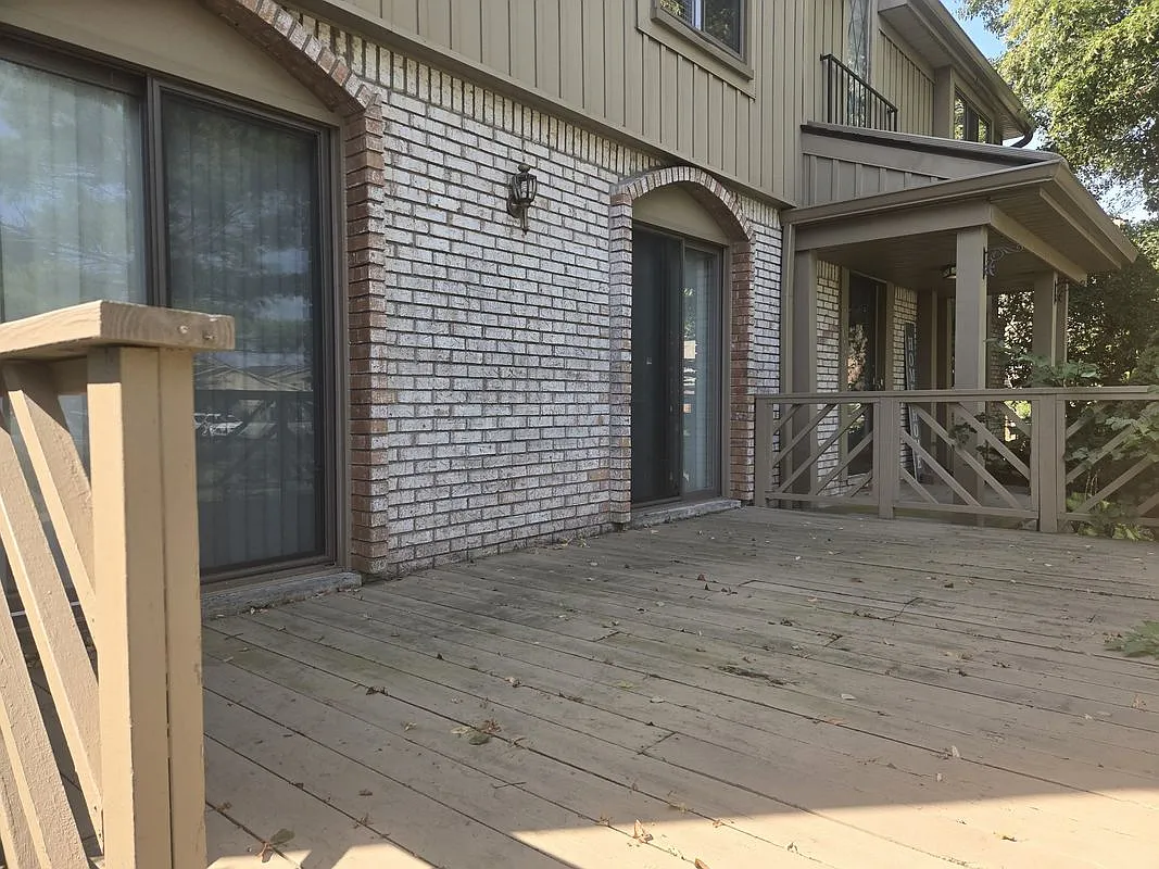 3 bed, 2.5 bath, 1315 sqft, $1,745 — Photo 4