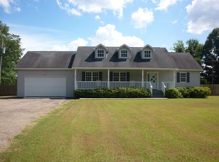 432 Hubert Manul Rd, Michie, TN 38357