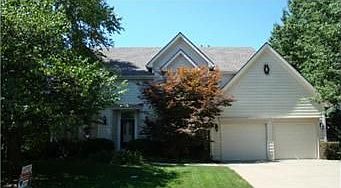 1st image of 1086 NE Lakepoint Ct