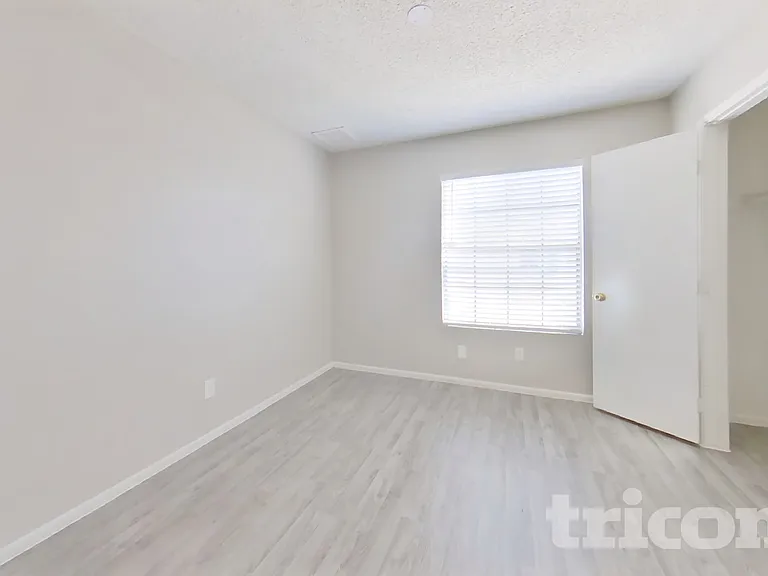 2206 W Monona Dr — Photo 11
