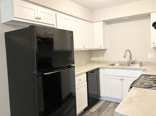 2101 Green Tree Rd #11390814, West Bend, WI 53090