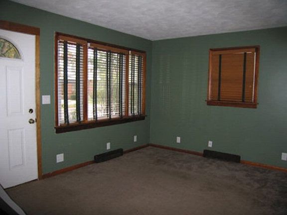 5th image of 1215 Teddy Ave