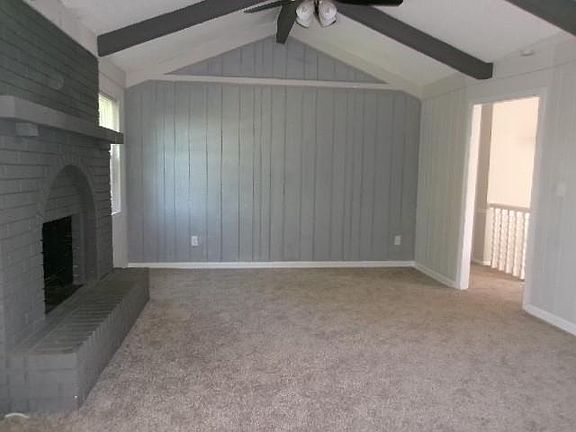 2nd image of 1005 SW 23rd St