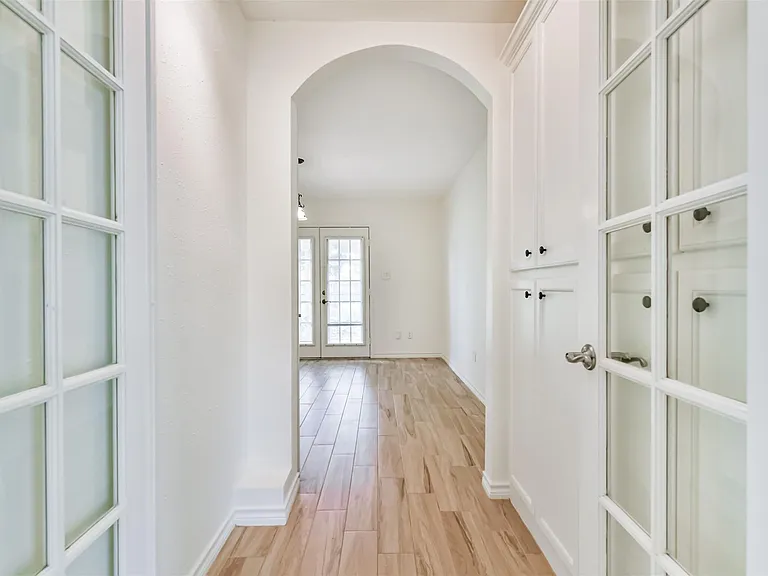 807 Stadium Cir — Photo 21